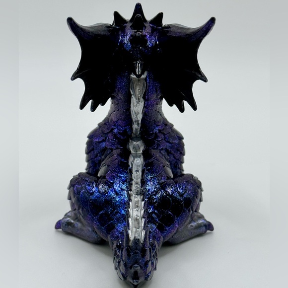 Iridescent Dragon Baby - Picture 4 of 6